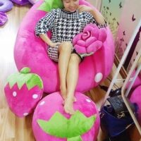 Previous Next Gối lười hạt xốp trái Dâu Tây XL 90cm x1,4m